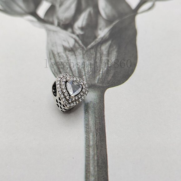 Pandora Sparkling Leveled Hearts Charm - Picture 8 of 8